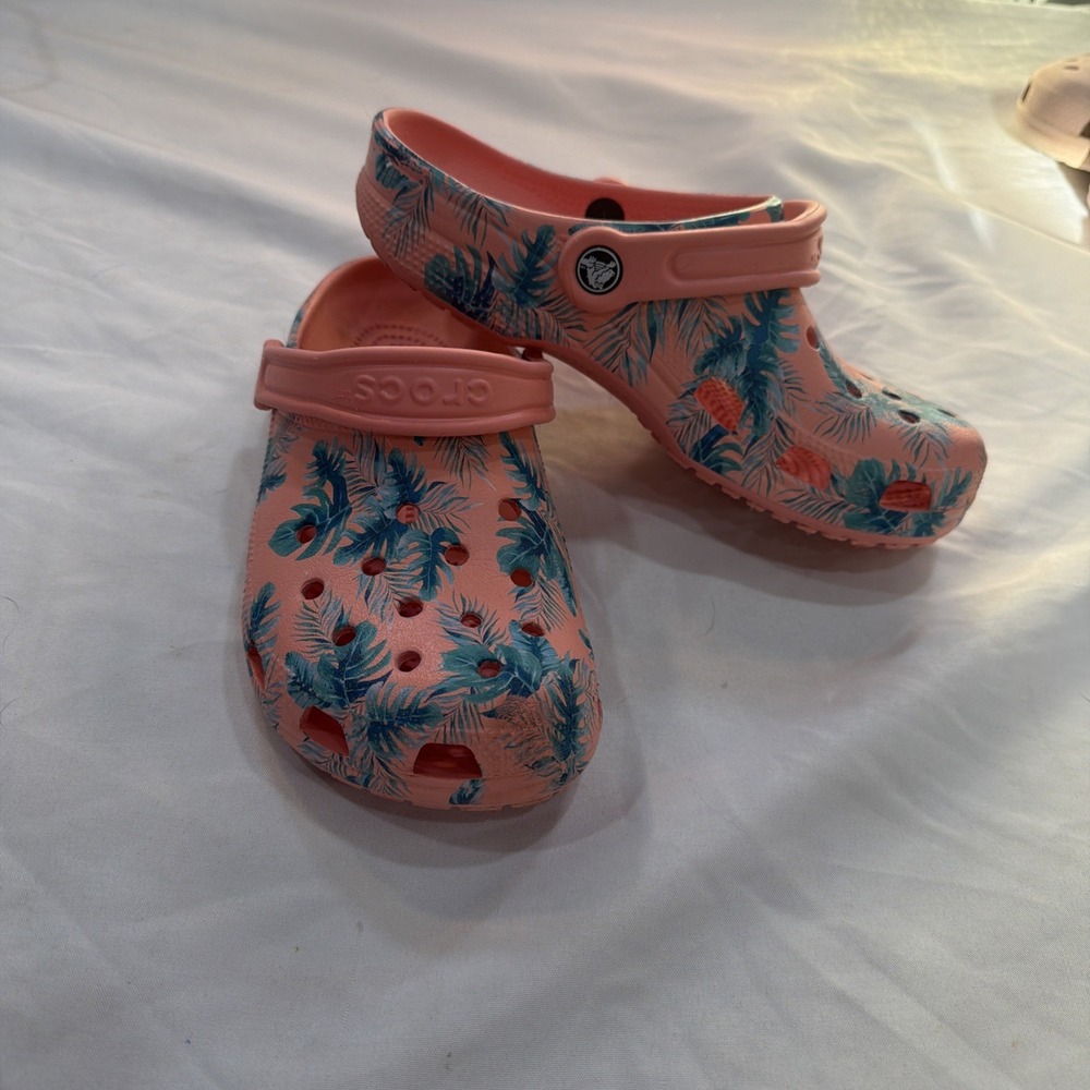 Crocs Unisex Classic Tropical Palms Beach Summer Vacation US Men 6‎ Women 8